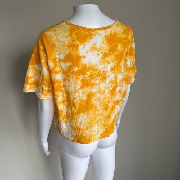 Alternative Tie Dyed Cropped Tee - Picture 4 of 5